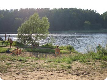 Sandstrand am Moskau-Fluss